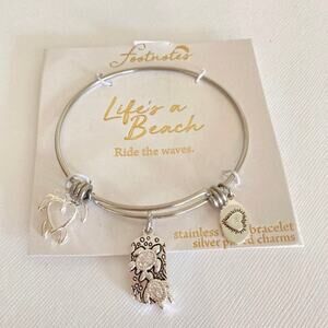 Footnotes Beach Turtle Themed Stainless Steel Bracelet with Silver Plated Charms